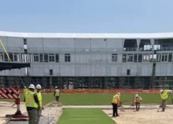 Where are the runs? Fellow Indian Americans!