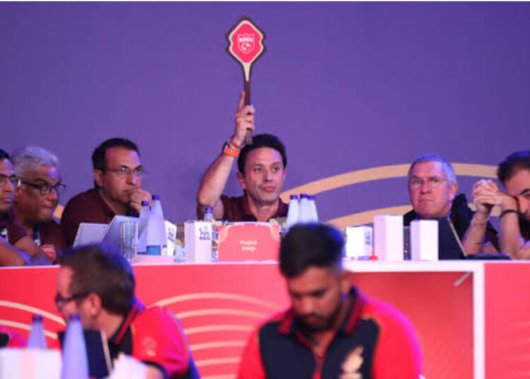 BCCI leaning towards a middle ground, looks at three options for IPL retention
