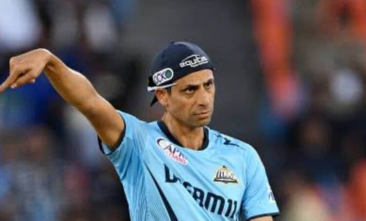 Steering the Titans’ fortunes: Ashish Nehra da jawab nahi!