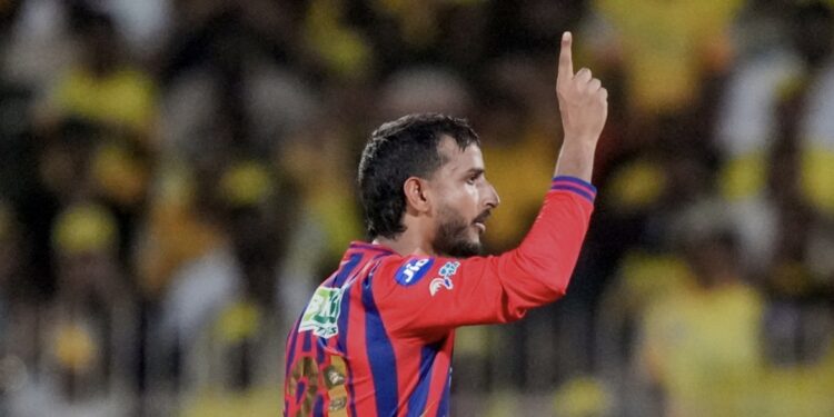 CSK eye all-rounder Shahbaz Ahmed, but LSG stand firm
